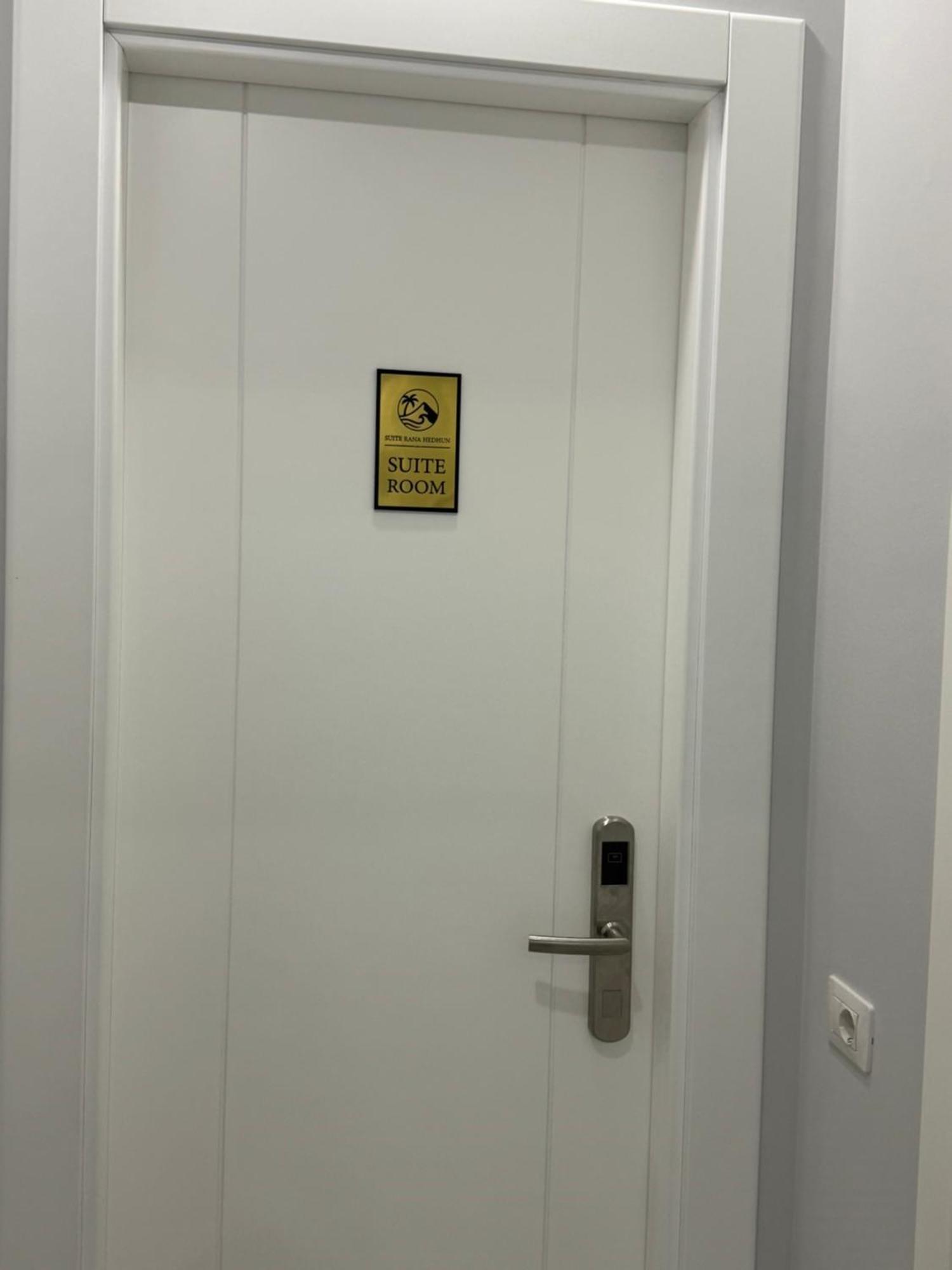 Suite Rana Hedhun Shëngjin Esterno foto